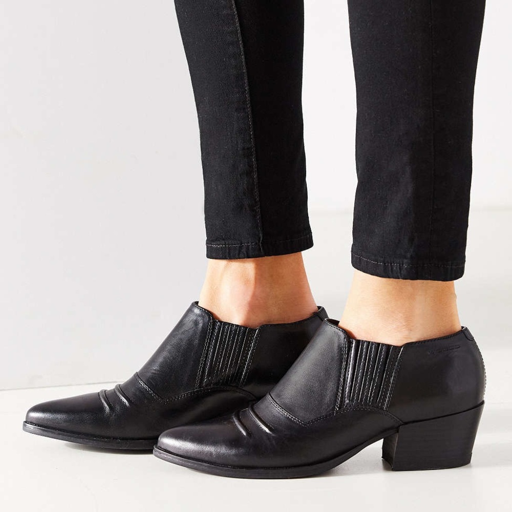 VAGABOND Mandy Western Ankle Bootie